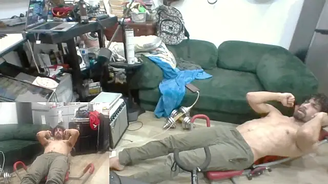 Snapshot of Stringin69 chatting on 02/18/26, 08:38 Stringin69 online show from 02/18/26, 08:38