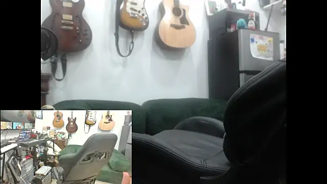 Snapshot of Stringin69 chatting on 02/10/26, 12:09 Stringin69 online show from 02/10/26, 12:09