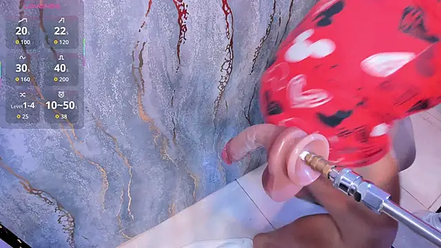 mia cataleiya online show from 10/25/25, 12:04