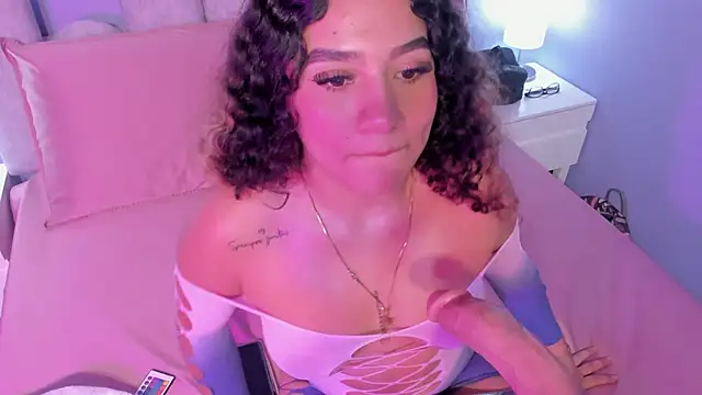 mia cataleiya online show from 10/01/25, 11:36