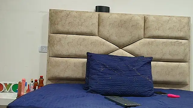 Angell cooper online show from 12/03/25, 12:04