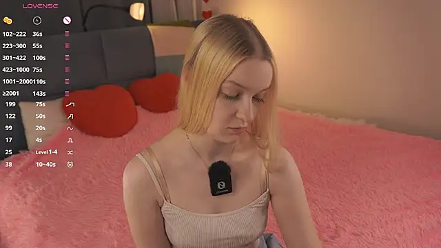 KrishnaSimmons online show from 10/26/25, 07:36