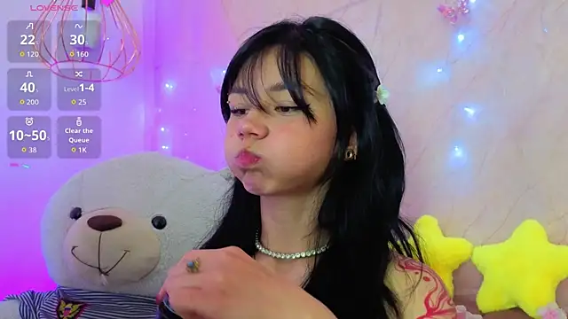 april bennett online show from 04/07/26, 01:13