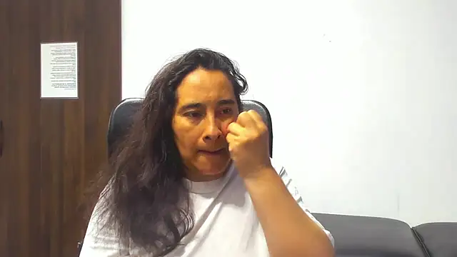 LeilaSmith  online show from 03/20/26, 11:22