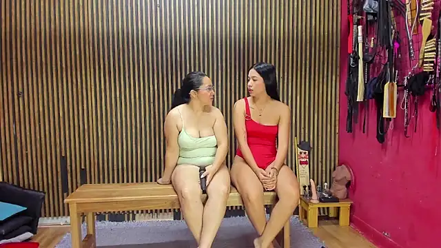 VantablackBDSMShow  online show from 02/05/26, 12:45