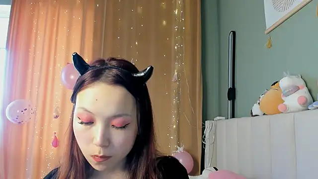 Snapshot of tokipokki chatting on 11/23/25, 03:27 tokipokki online show from 11/23/25, 03:27