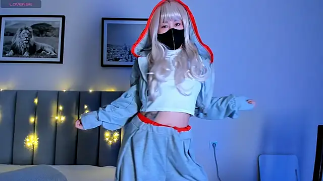 Snapshot of yanyaan chatting on 02/10/26, 08:41 yanyaan online show from 02/10/26, 08:41