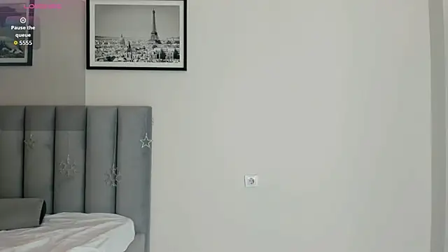 Snapshot of yanyaan chatting on 02/18/26, 08:27 yanyaan online show from 02/18/26, 08:27