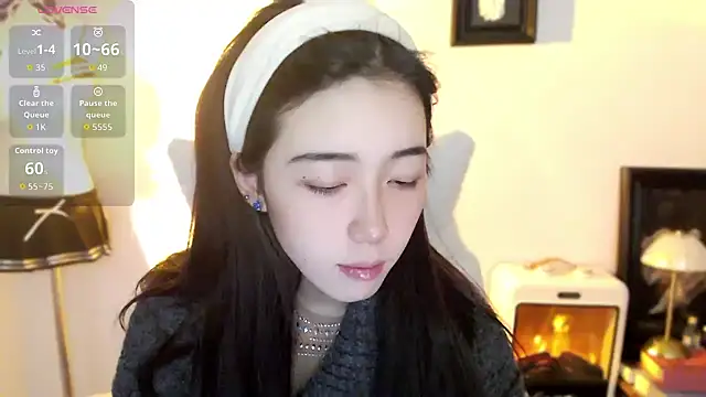 Wfrost0707 online show from 12/03/25, 07:19