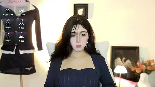 Wfrost0707 online show from 11/03/25, 07:02