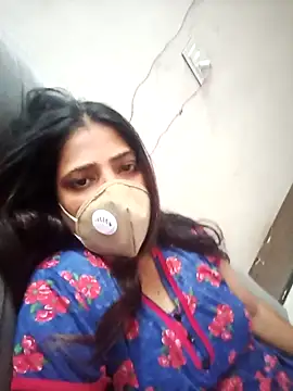 Snapshot of hottie_jenny9 chatting on 10/25/25, 05:28 hottie jenny9 online show from 10/25/25, 05:28