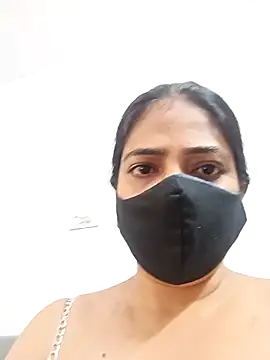 Snapshot of hottie_jenny9 chatting on 09/22/25, 05:02 hottie jenny9 online show from 09/22/25, 05:02