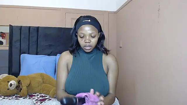 Snapshot of MilfBoobsxx chatting on 10/01/25, 03:11 MilfBoobsxx online show from 10/01/25, 03:11