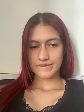 Caroline daring online show from 03/12/26, 07:51