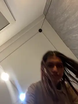 Caroline daring online show from 05/08/26, 12:31