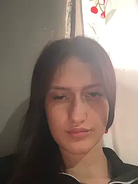 Caroline daring online show from 03/21/26, 08:46