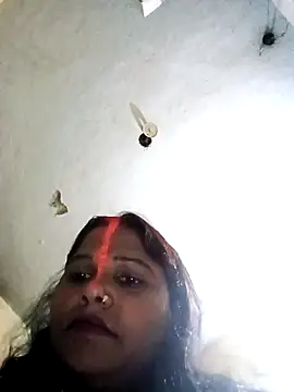 Snapshot of SweetKomal89 chatting on 10/25/25, 01:12 SweetKomal89 online show from 10/25/25, 01:12