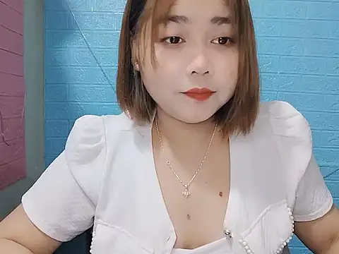 Nhan7868 online show from 09/18/25, 01:36