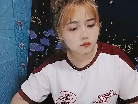 Nhan7868 online show from 10/27/25, 04:08