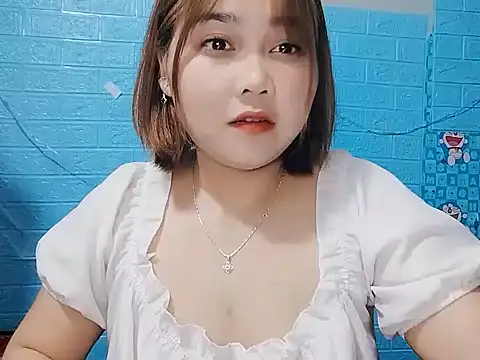 Nhan7868 online show from 09/28/25, 02:18