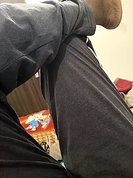 Chanderi19 online show from 11/30/25, 02:29