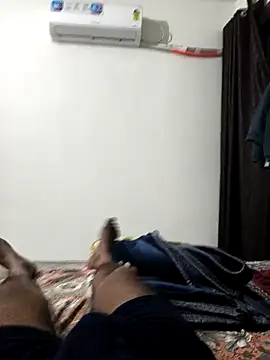 Snapshot of Chanderi19 chatting on 02/17/26, 03:53 Chanderi19 online show from 02/17/26, 03:53