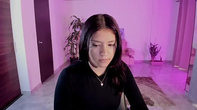 Candy fox 19 online show from 12/19/25, 12:40