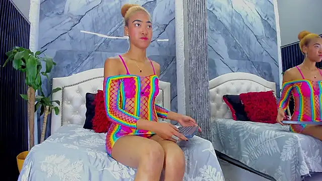 Snapshot of Alisha_Ebonyy chatting on 11/29/25, 11:32 Alisha Ebonyy online show from 11/29/25, 11:32