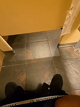 maxelbueno online show from 10/19/25, 08:55