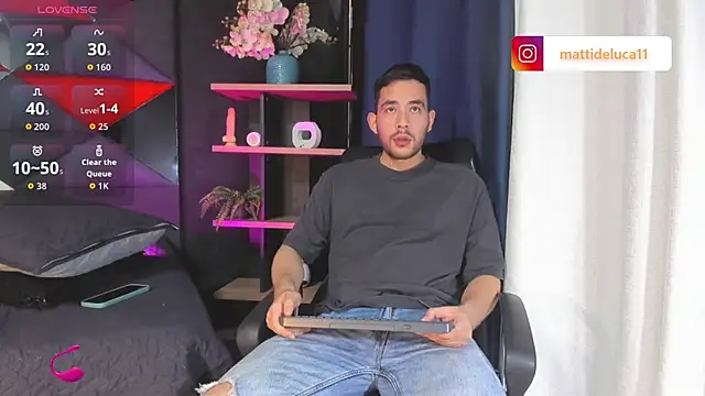 Snapshot of matti_de_lucaa chatting on 10/11/25, 05:58 matti de lucaa online show from 10/11/25, 05:58