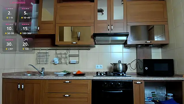 dark summer online show from 10/27/25, 04:41