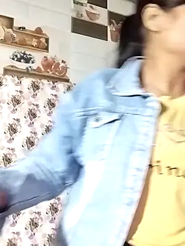 Hot-Pooja25 online show from 02/09/26, 03:43