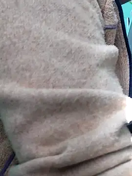 Snapshot of Hot-Pooja25 chatting on 01/06/26, 06:17 Hot-Pooja25 online show from 01/06/26, 06:17