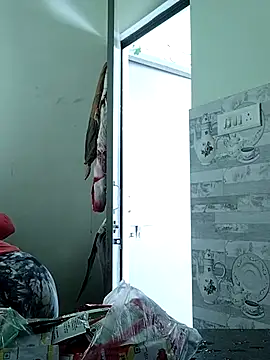 Hot-Pooja25 online show from 03/18/26, 05:10