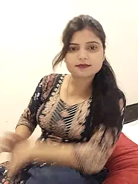 Hot-Pooja25 online show from 03/28/26, 10:05