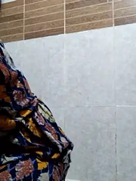 Hot-Pooja25 online show from 03/31/26, 12:40