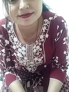 Hot-Pooja25 online show from 03/25/26, 05:51