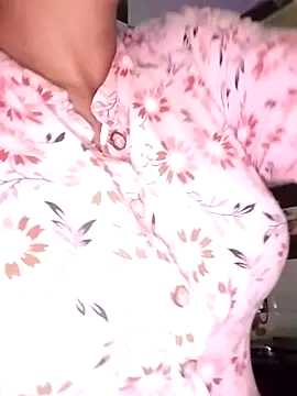 Hot-Pooja25 online show from 03/13/26, 06:24