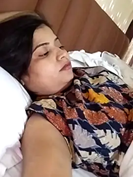 Hot-Pooja25 online show from 04/01/26, 07:20