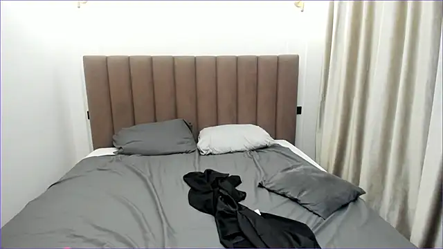 Maakimita online show from 11/25/25, 03:12