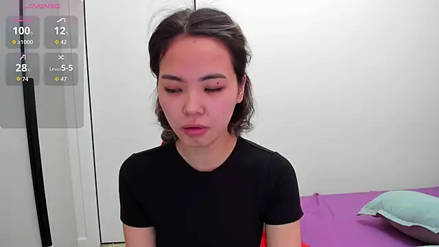 Snapshot of Maakimita chatting on 02/13/26, 07:19 Maakimita online show from 02/13/26, 07:19