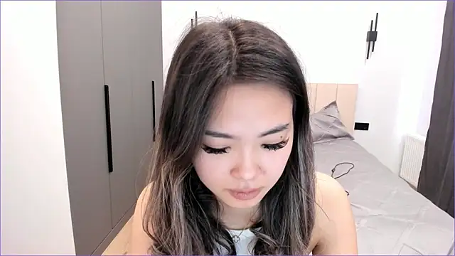 Maakimita online show from 10/11/25, 06:58