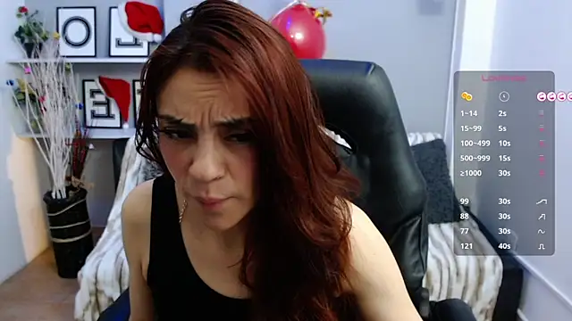 KendallWood  online show from 12/20/25, 09:17