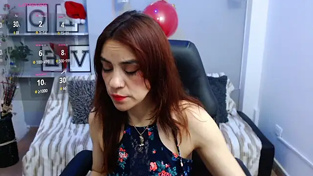 KendallWood  online show from 12/17/25, 08:36