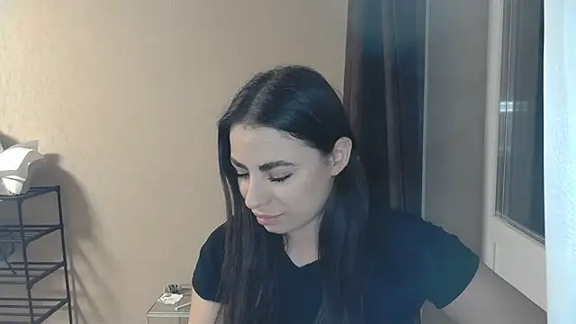 Snapshot of Noviraa chatting on 05/28/26, 09:32 Noviraa online show from 05/28/26, 09:32