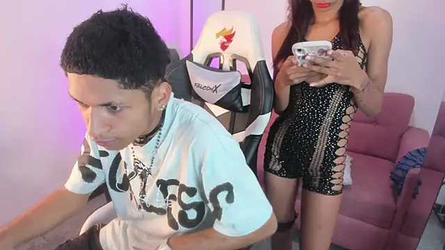 hot people1 online show from 01/17/26, 01:26