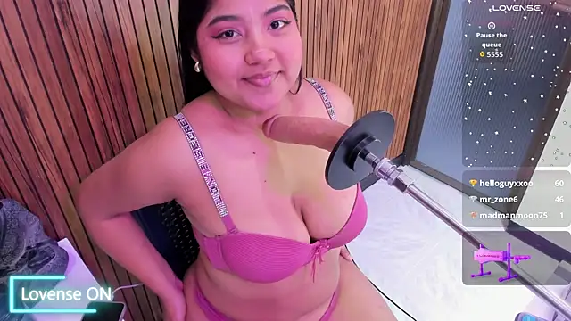 Snapshot of mysticlatina1 chatting on 10/24/25, 11:53 mysticlatina1 online show from 10/24/25, 11:53