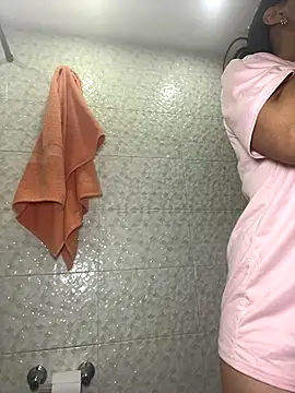 tammy23      online show from 09/21/25, 09:42