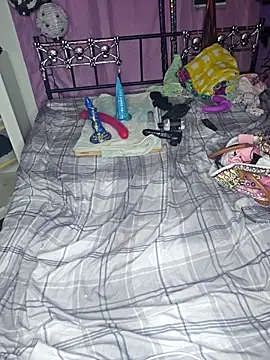 BabygurlJay online show from 12/21/25, 10:10