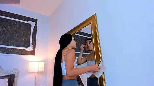 SharonBonet online show from 10/30/25, 11:19